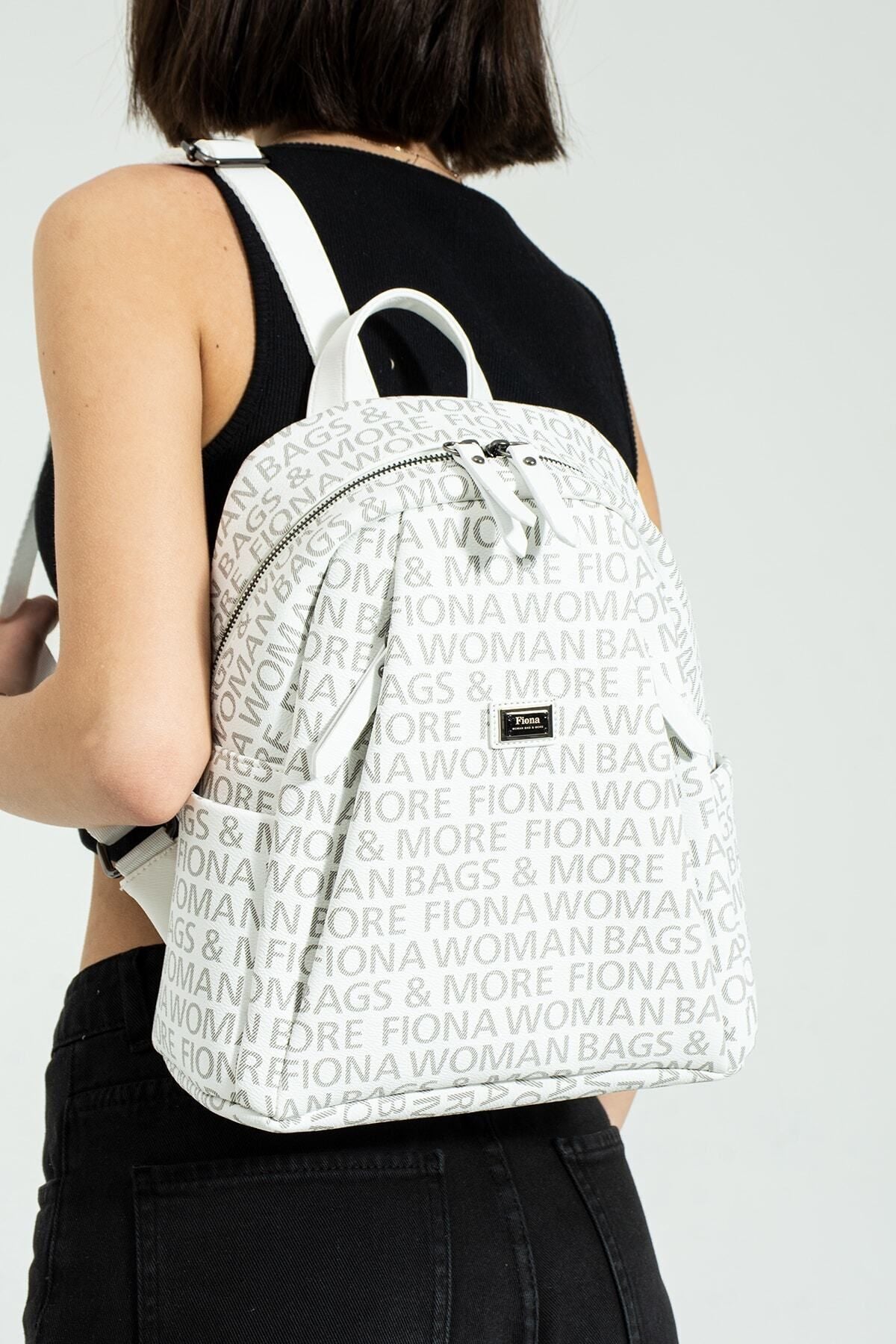 Kadın Beyaz Sırt Çantası 6 Bölmeli Çanta